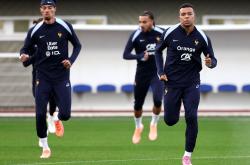 法兰克福发布备战花絮，加时末段内部沟通，法国杯任务艰巨，资深球员宣示担当的简单介绍九游会